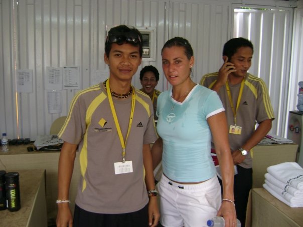 Flavia Pennetta with Awan Hakun