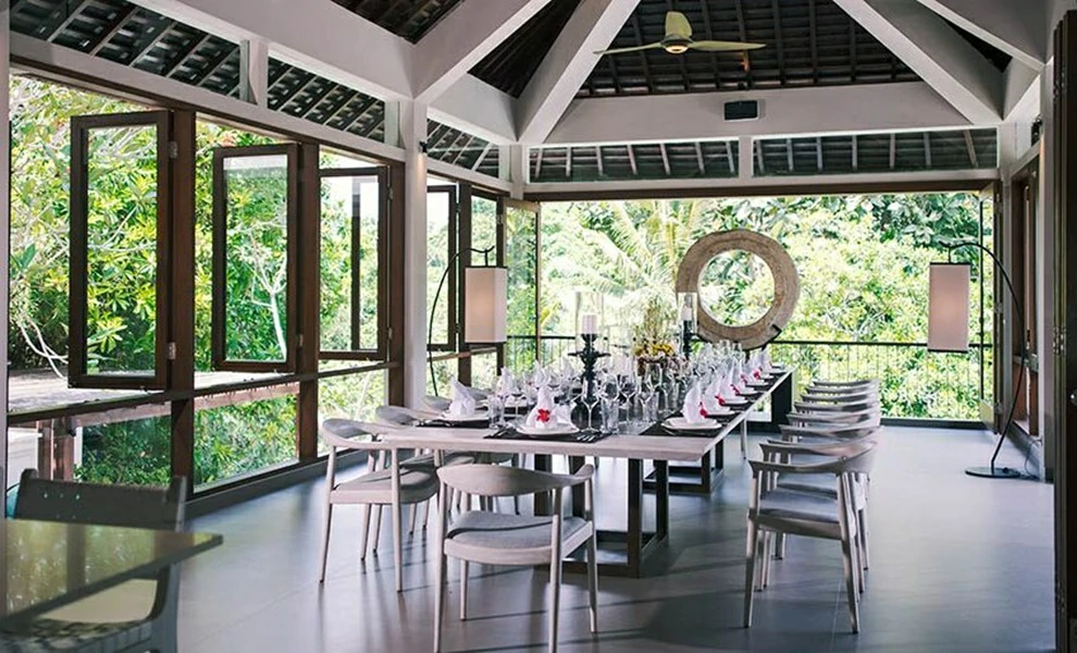 The Arsana Estate - Dining Area