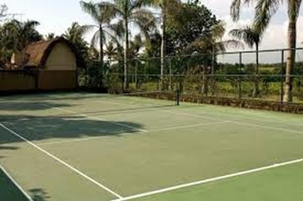 ​​Bali Tennis Magazine - ​Villa Anjing - Tennis Court