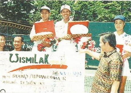 Yayuk Basuki(INA) and Romana Tedjakusuma(INA)