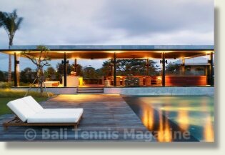 Arnalaya Beach House - Pool Bale at night